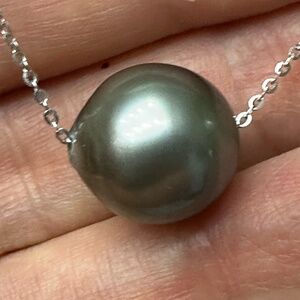AUTHENTIC 13.1mm TAHITIAN Pearl Floating on 925 Sterling Silver Chain-Adjustable